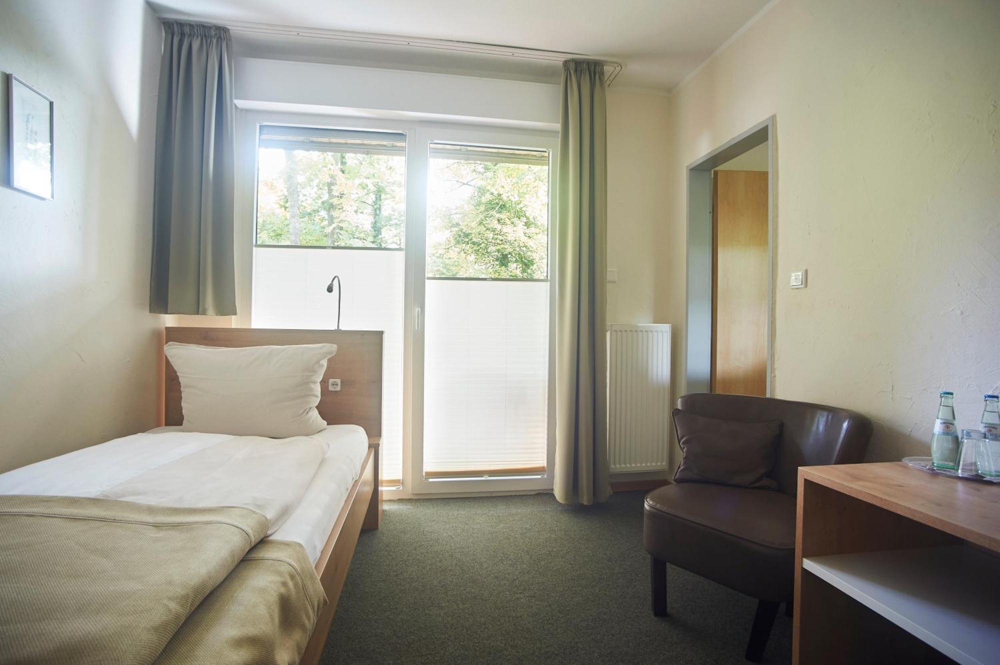 Hotel Restaurant Waldschloesschen Lienen Екстериор снимка